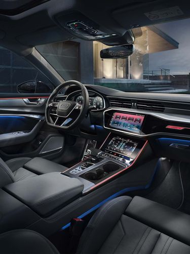 View cockpit with Audi MMI systems